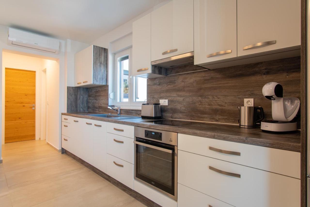 Apartments Mandre I Екстер'єр фото