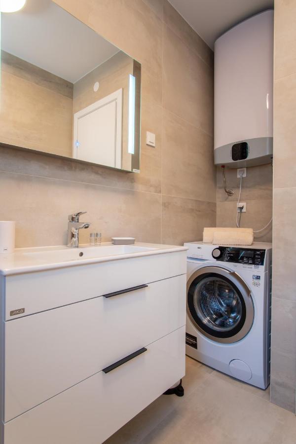 Apartments Mandre I Екстер'єр фото