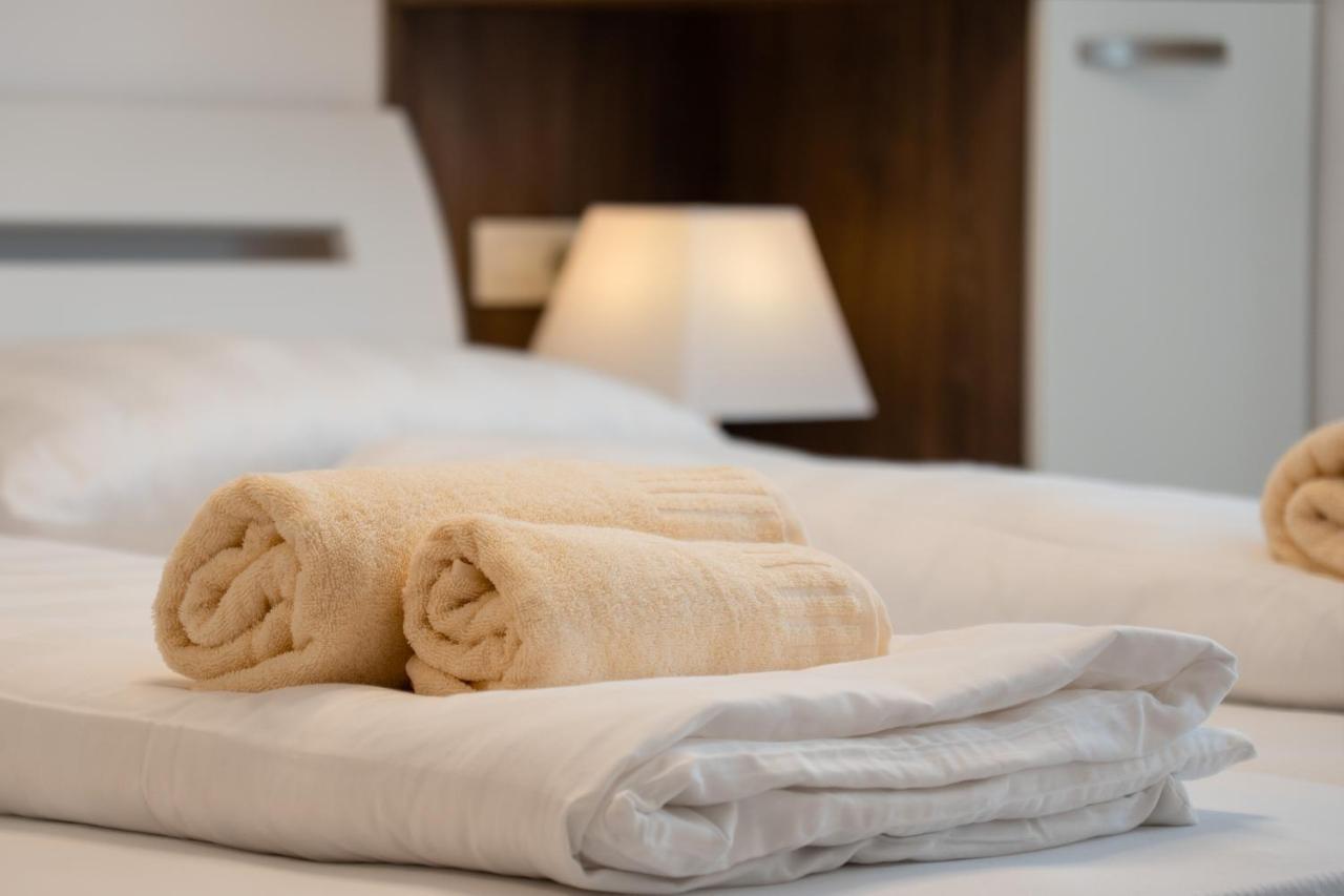 Apartments Mandre I Екстер'єр фото